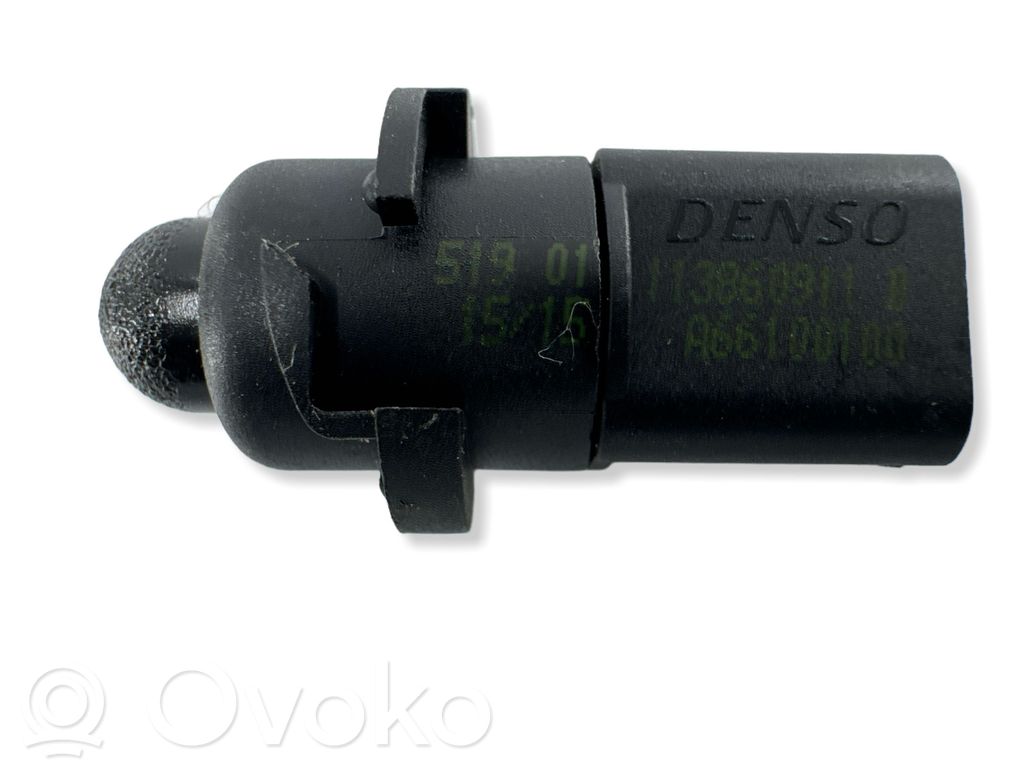 Sensor de luz solar   A66100100,113860911