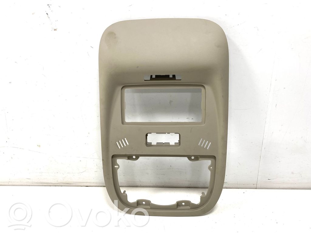 Panel oświetlenia wnętrza kabiny   22917546,3558482,1759685