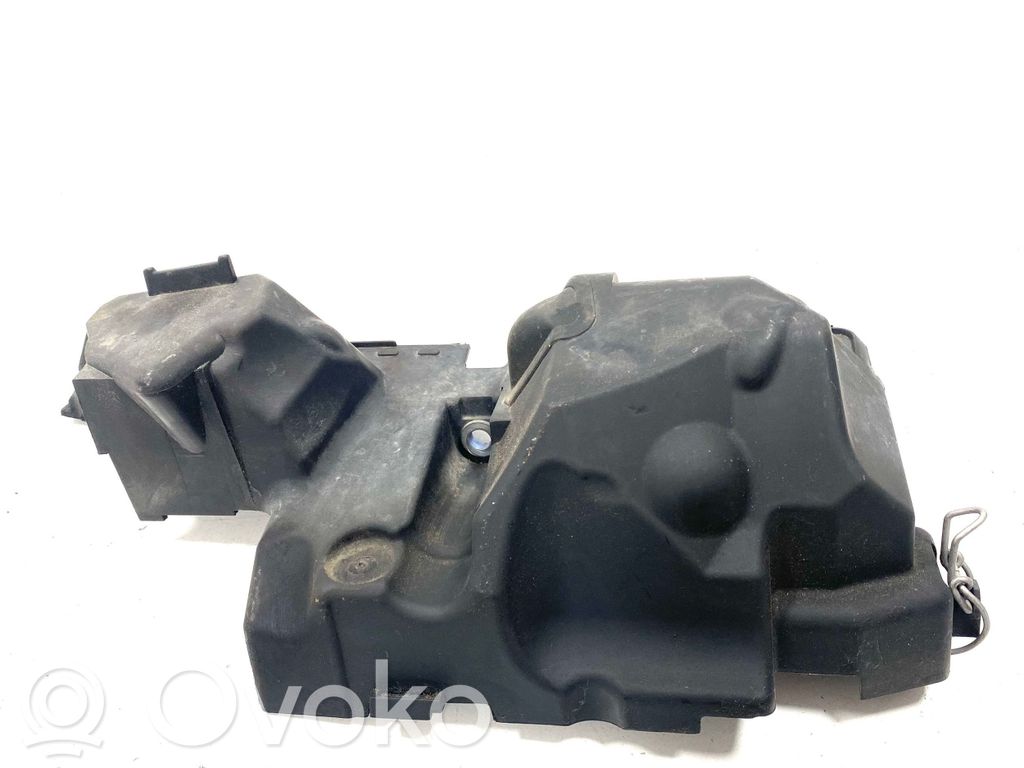 Renault Megane III Engine cover (trim) 