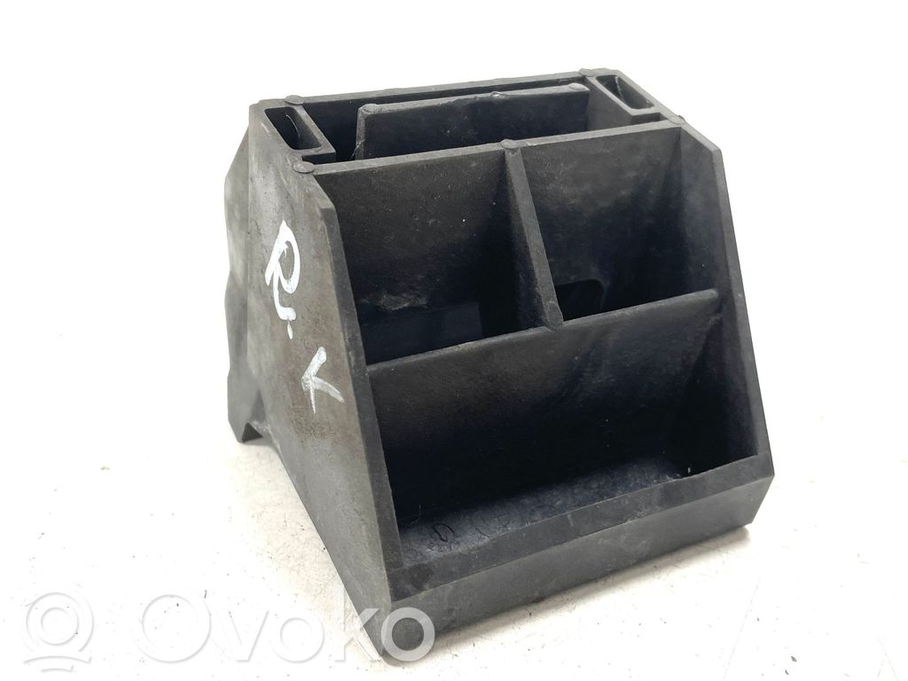BMW 5 E60 E61 Radiator mount bracket 