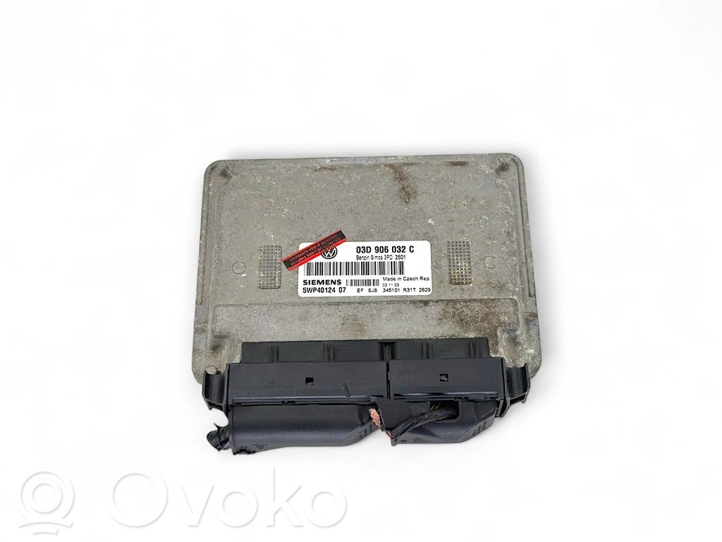 Volkswagen Polo IV 9N3 Engine control unit/module 