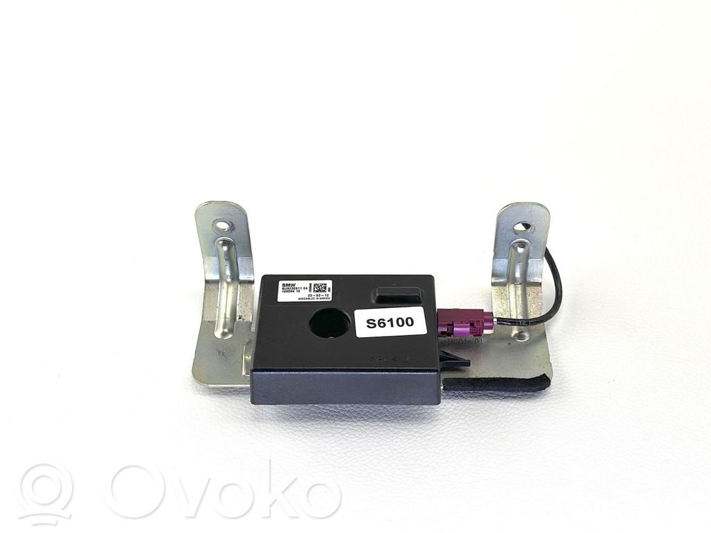 BMW 5 F10 F11 Antenos stiprintuvas 