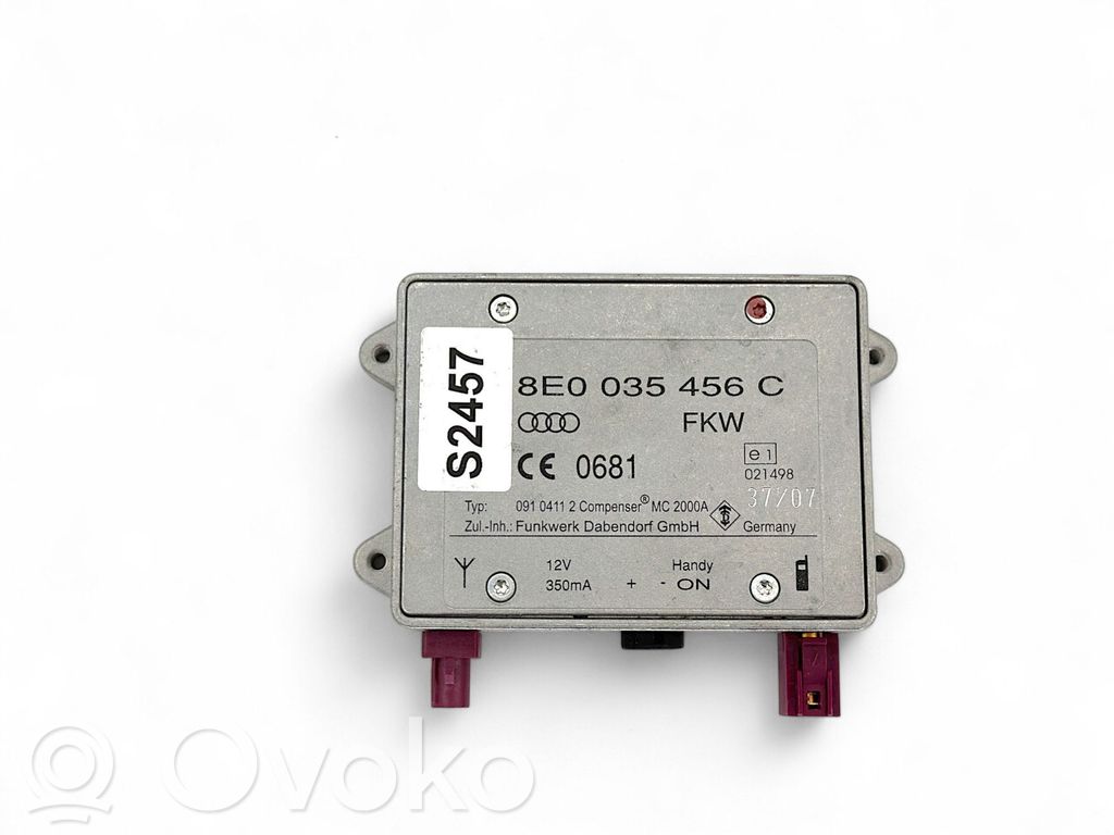 Audi A6 S6 C6 4F Antenos stiprintuvas 