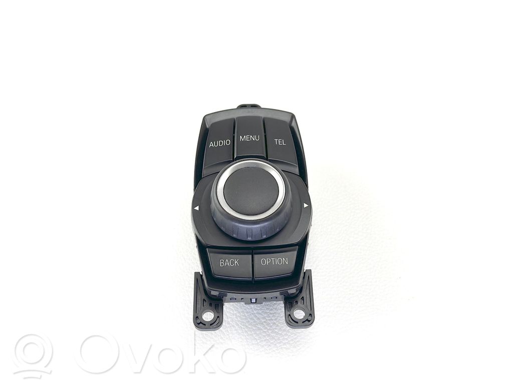 BMW 1 F20 F21 Multimediju kontrolieris 