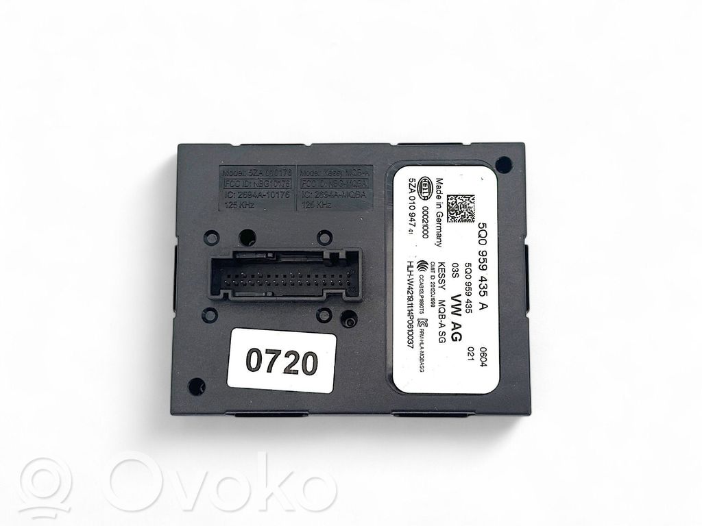 Volkswagen Golf VII Keyless (KESSY) go control unit/module 