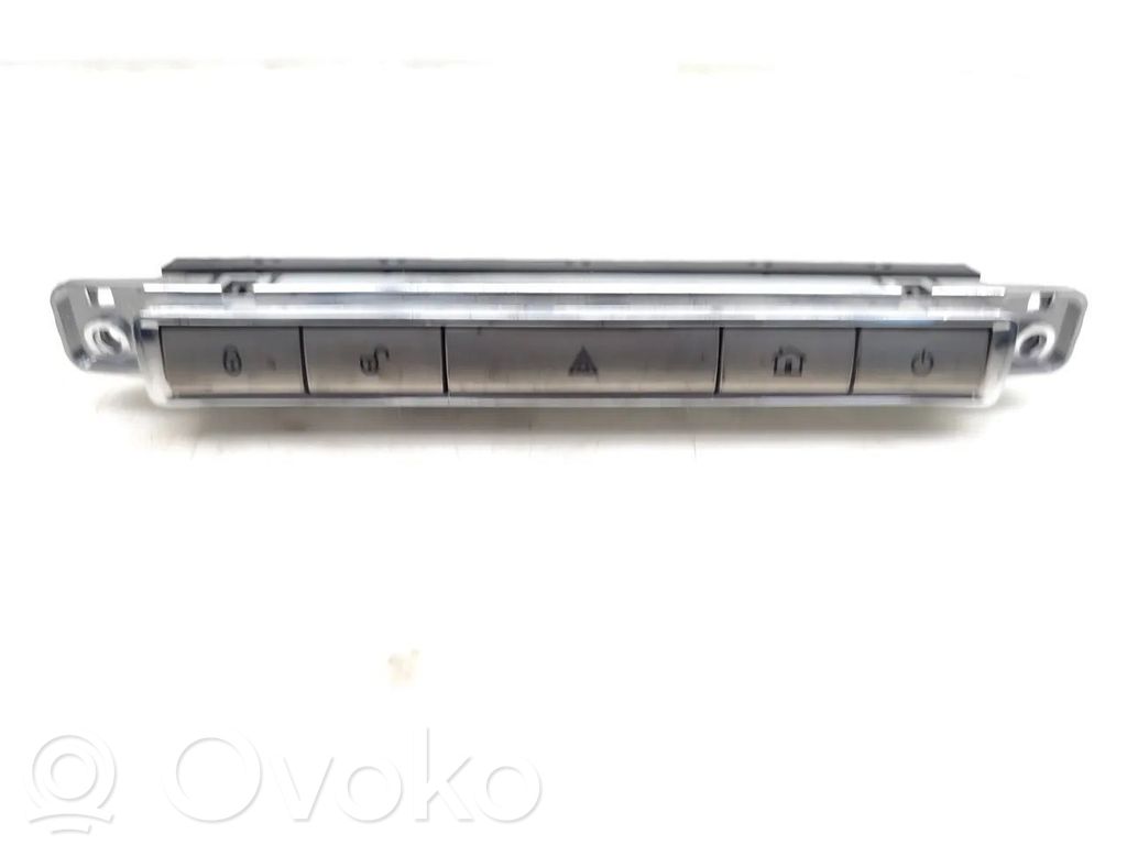 Jaguar XF Hazard light switch 