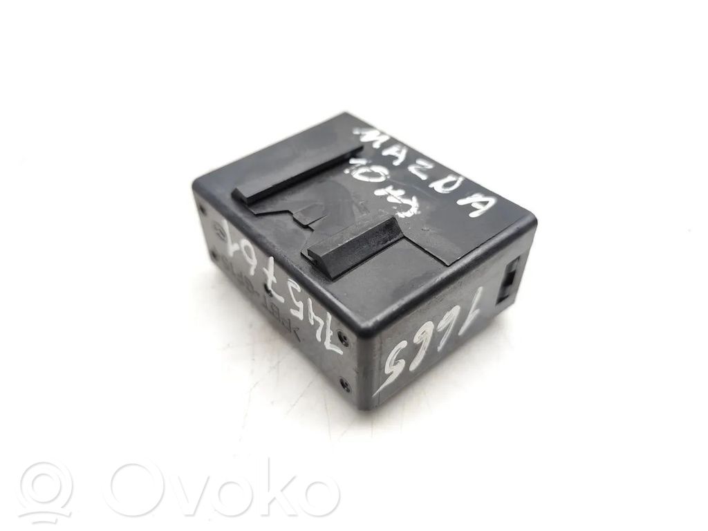 Mazda 3 I Tailgate/trunk control unit/module 