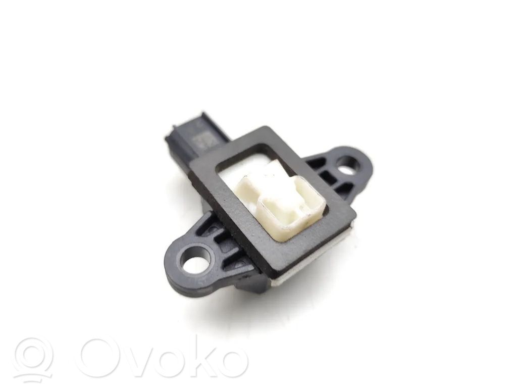 Jaguar XF Airbag deployment crash/impact sensor 