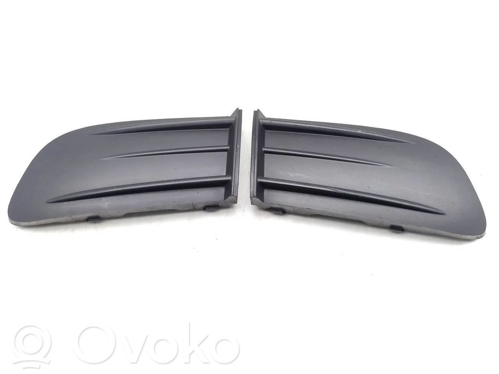 Kratka dolna zderzaka przedniego   1Z0807367,1Z0807368