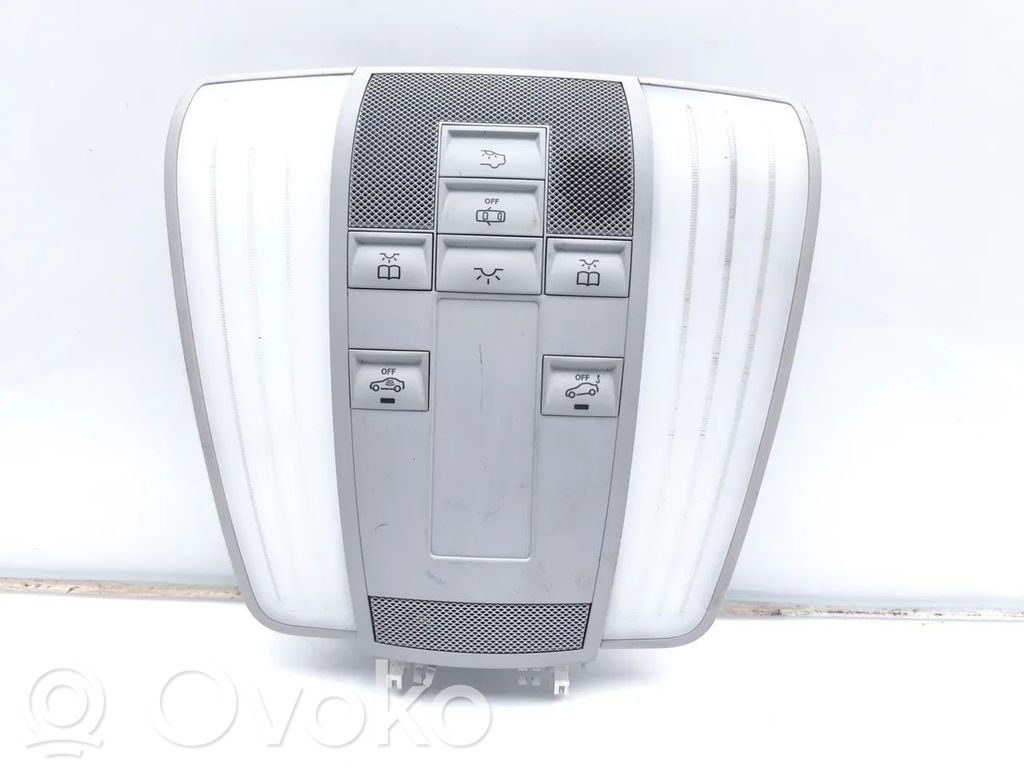 Mercedes-Benz E W212 Etuistuimen valo 