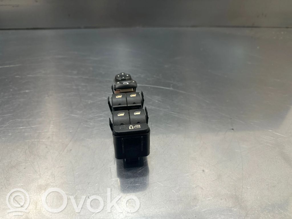 Peugeot 308 Electric window control switch 