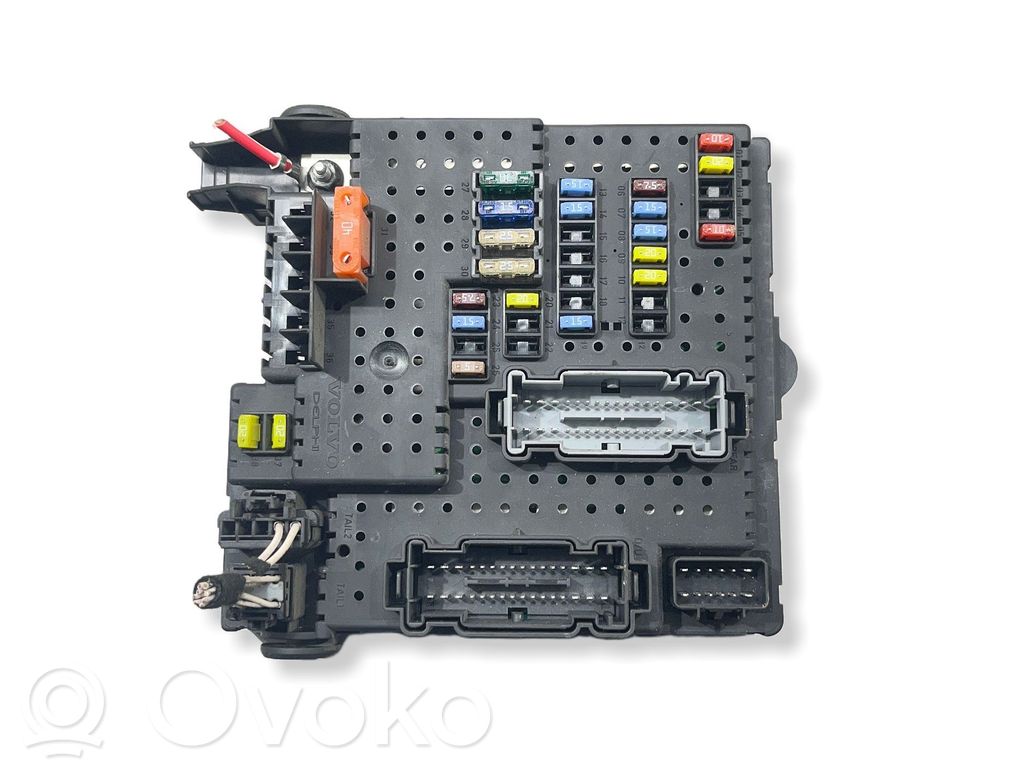 Volvo XC90 Fuse module 