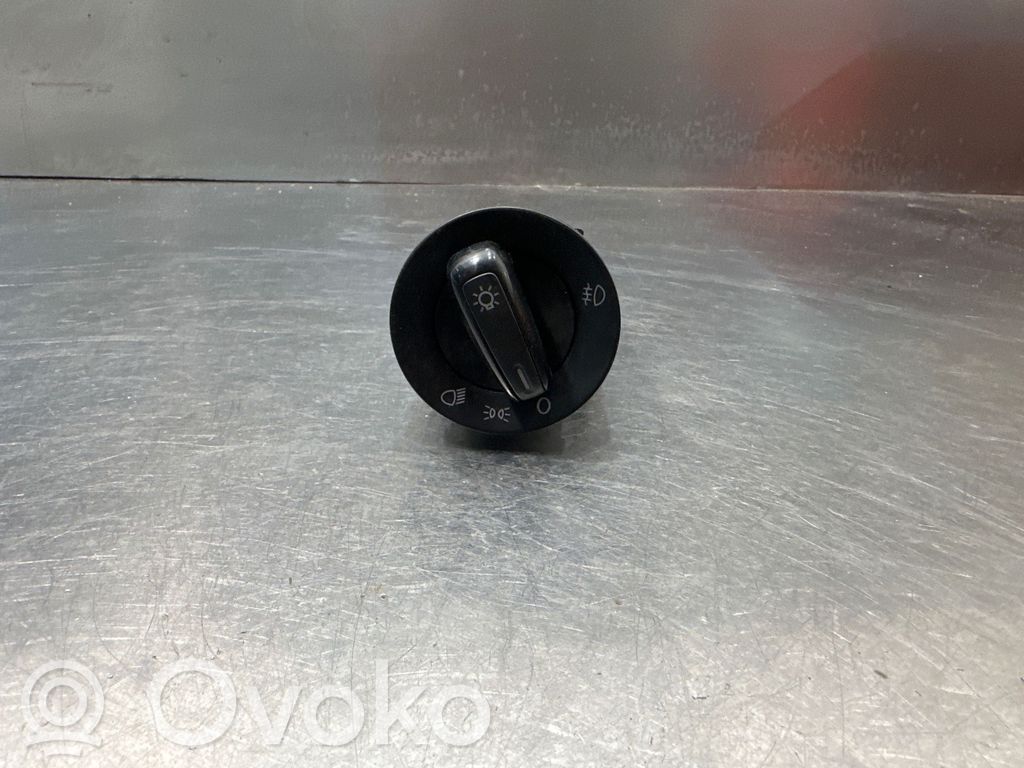 Skoda Citigo Interruptor de luz 
