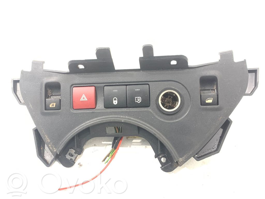 Peugeot Partner Electric window control switch 