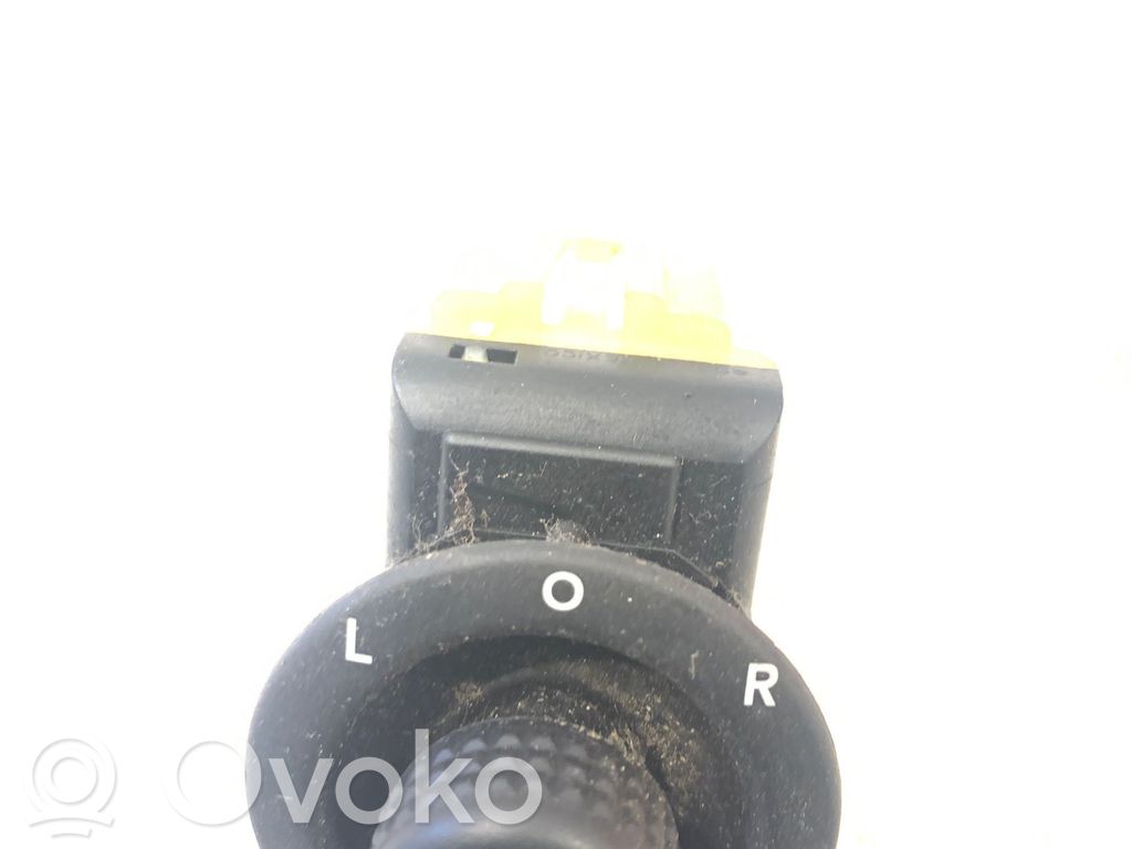 Dodge Caliber Wing mirror switch 
