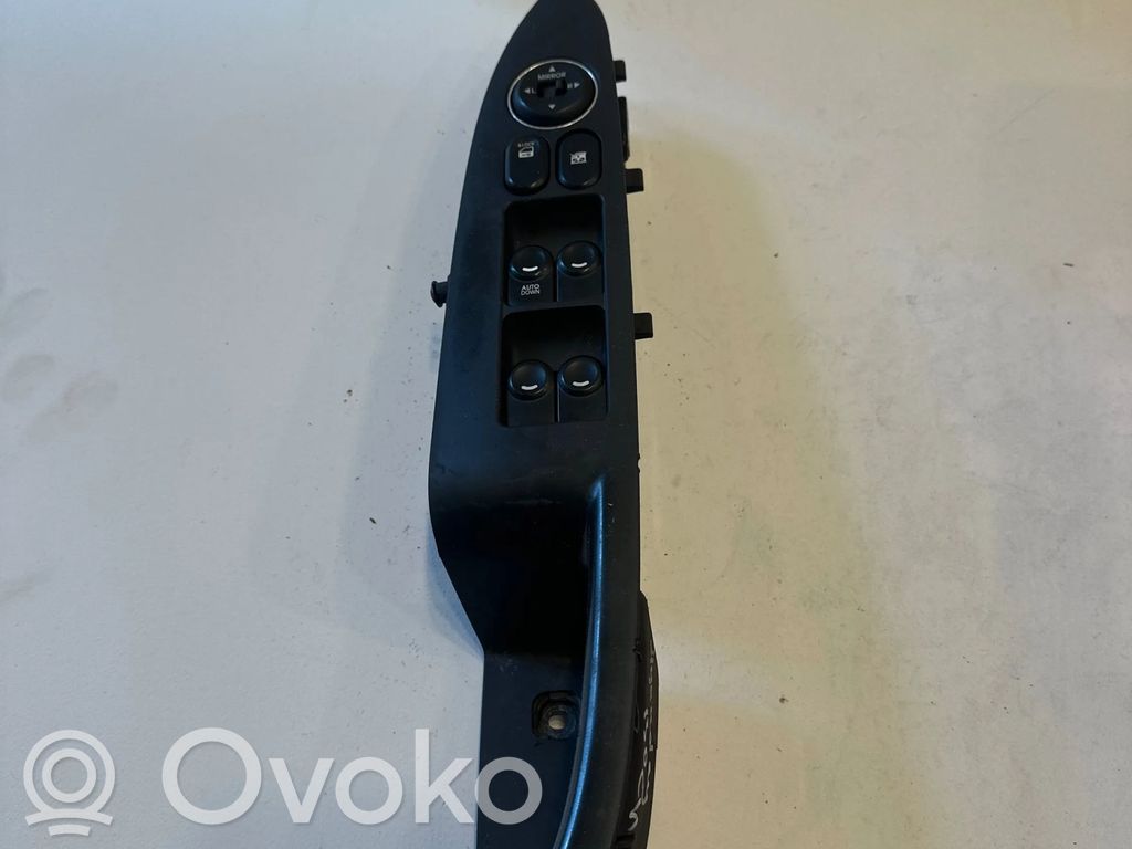 Hyundai i30 Electric window control switch 