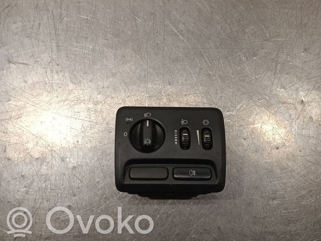 Volvo XC70 Light switch 
