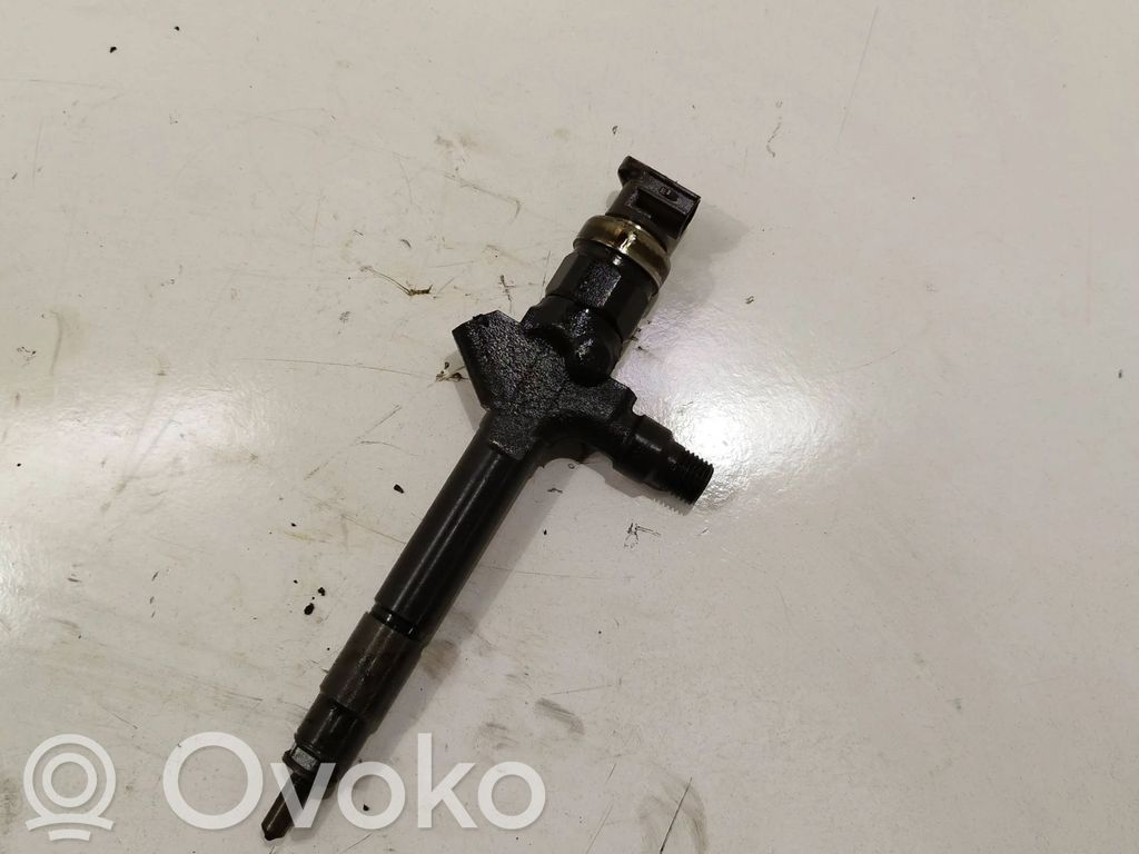 Mazda 5 Inyector de combustible 