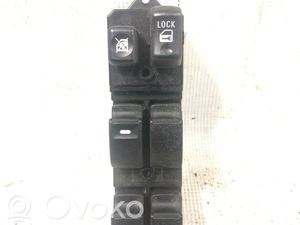 Mitsubishi Lancer X Electric window control switch 