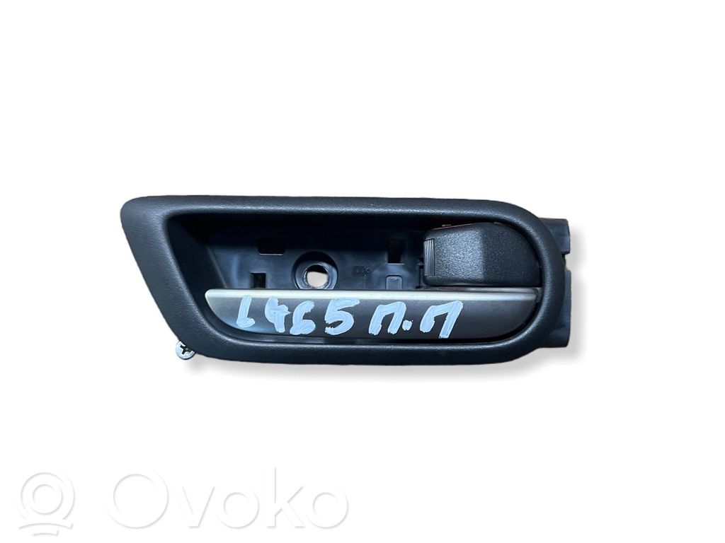 Manecilla interna puerta delantera   9K26