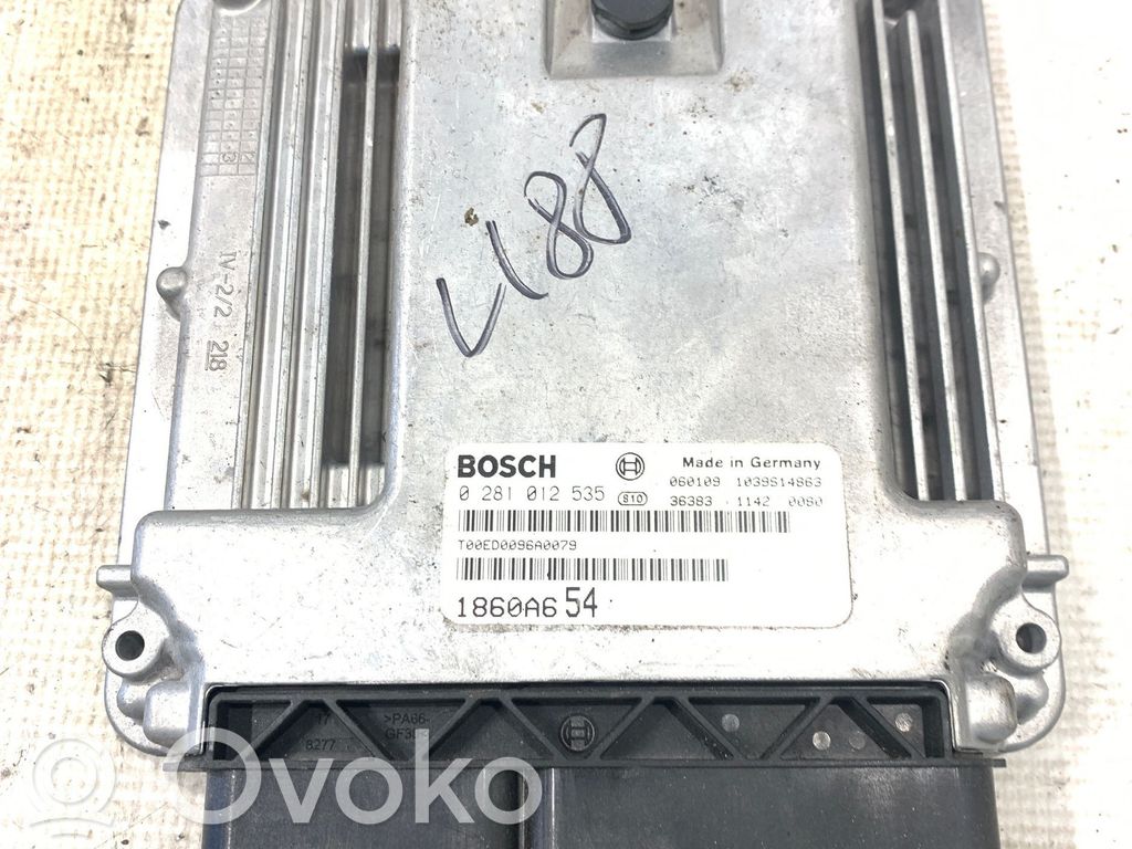 Mitsubishi Grandis Engine control unit/module 