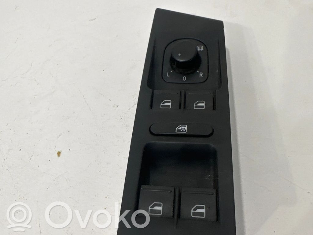 Volkswagen PASSAT B7 Comutator comandă geamuri electrice 
