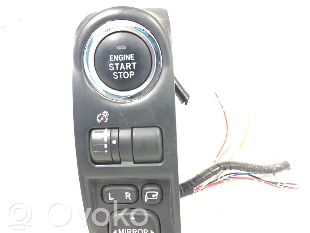 Subaru Forester SH Wing mirror switch 