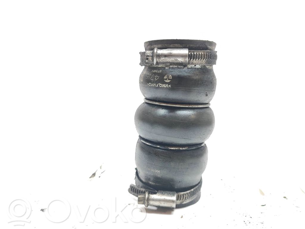 Peugeot 308 Intercooler hose/pipe 