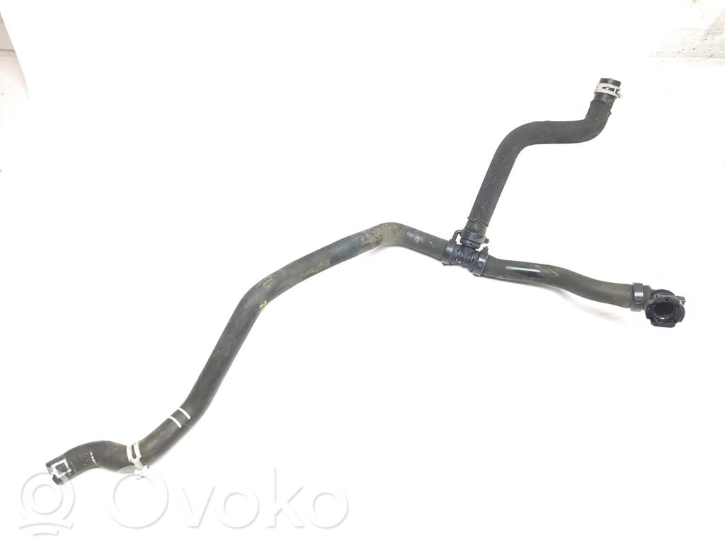 Engine coolant pipe/hose