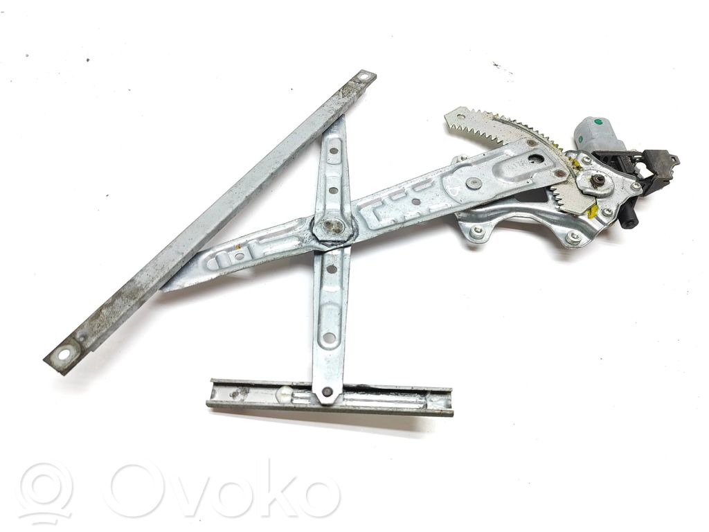 Elektryczny podnośnik szyby drzwi tylnych   827303SB0B,604100