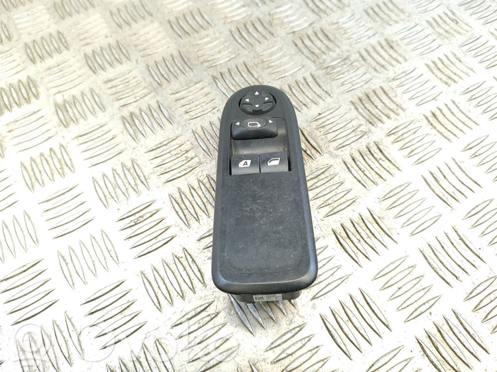 Citroen C3 Electric window control switch 