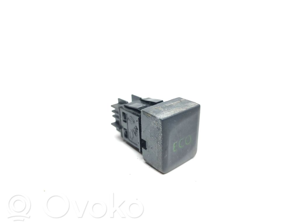 Nissan NV300 Otros interruptores/perillas/selectores 