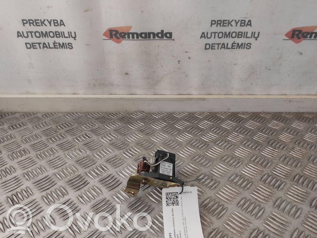 Nissan Terrano ESP (stabilumo sistemos) daviklis (išilginio pagreičio daviklis) 