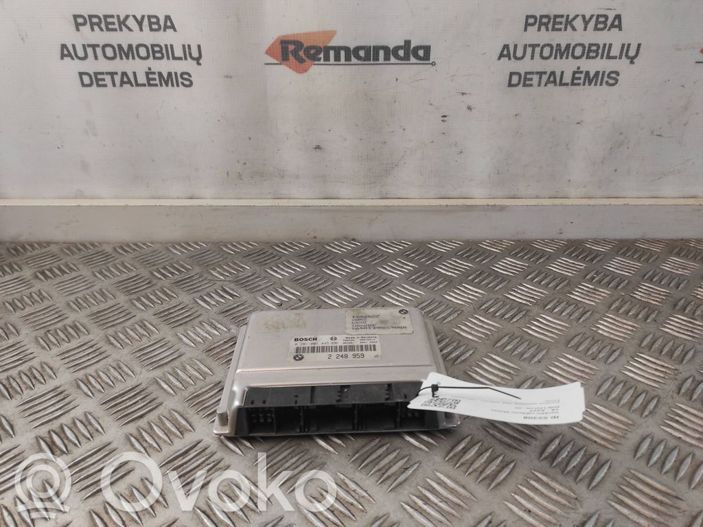 BMW 5 E39 Engine control unit/module 