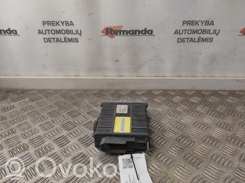Volkswagen Golf II Engine control unit/module 