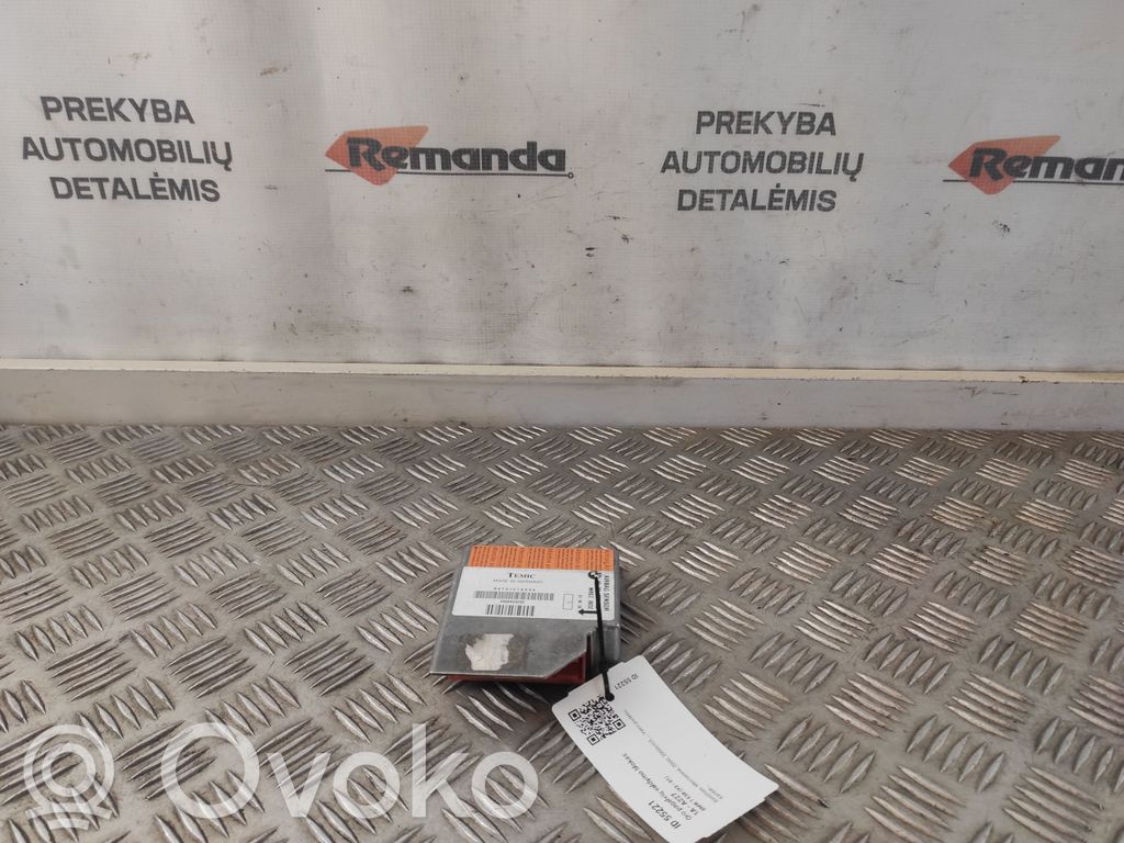 BMW 7 E38 Airbag control unit/module 