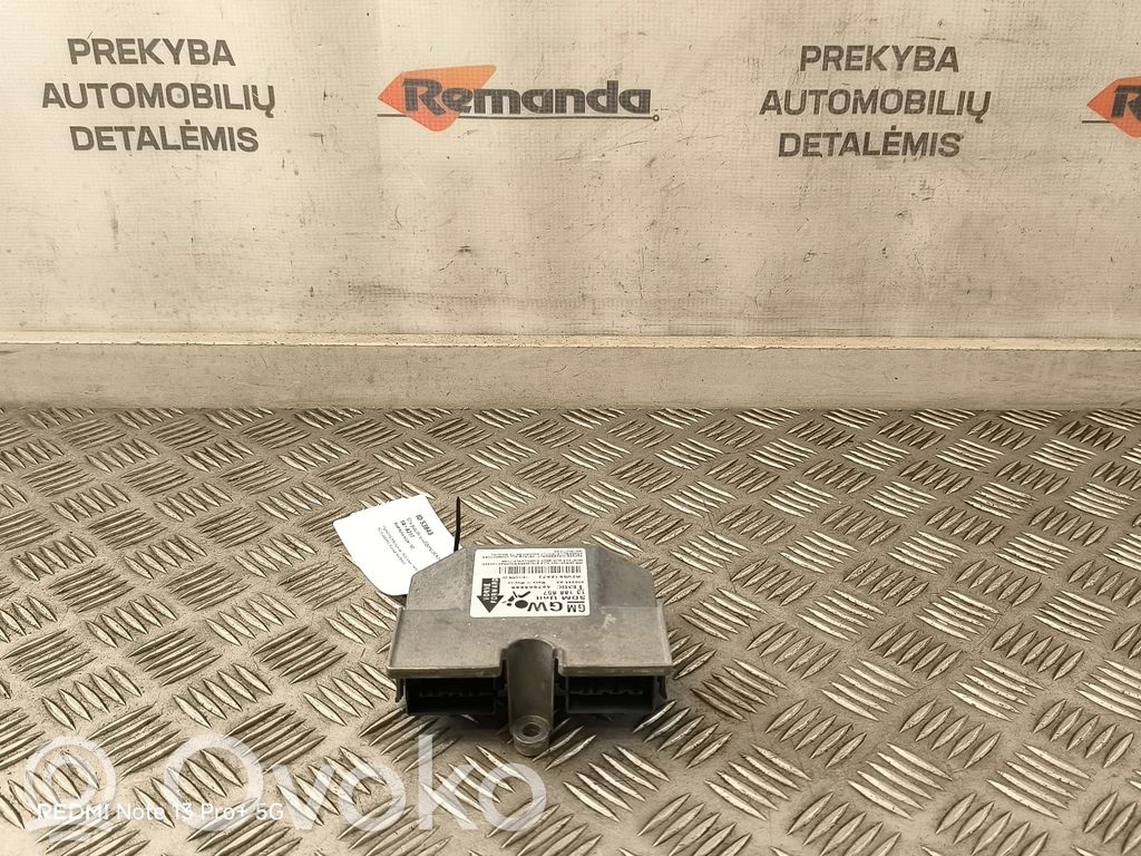 Opel Astra H Airbag control unit/module 