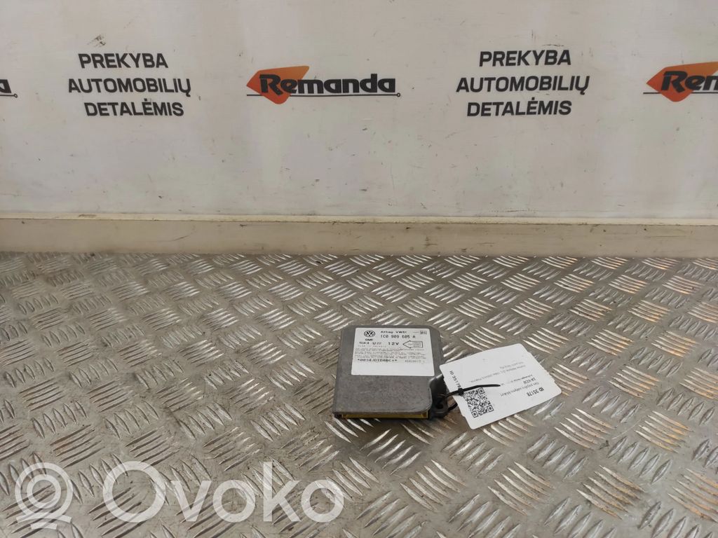 Volkswagen PASSAT B7 Unitate/modul de comandă airbaguri 