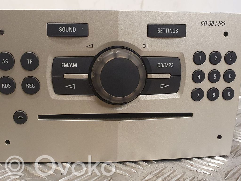 Opel Zafira B Radio/CD/DVD/GPS head unit 