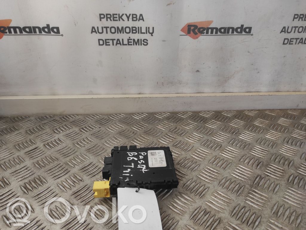 Volkswagen PASSAT B6 Sensor de ángulo de dirección 