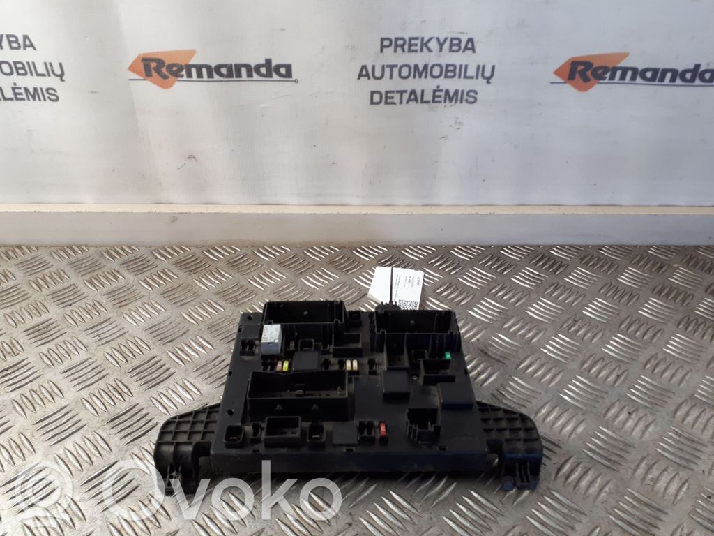 Opel Zafira C Modulo fusibile 