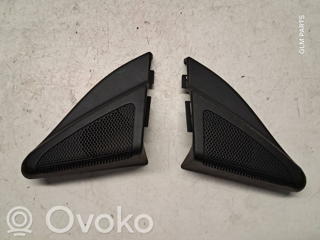 Mercedes-Benz CLK A209 C209 Obudowa lusterka zewnętrznego drzwi 
