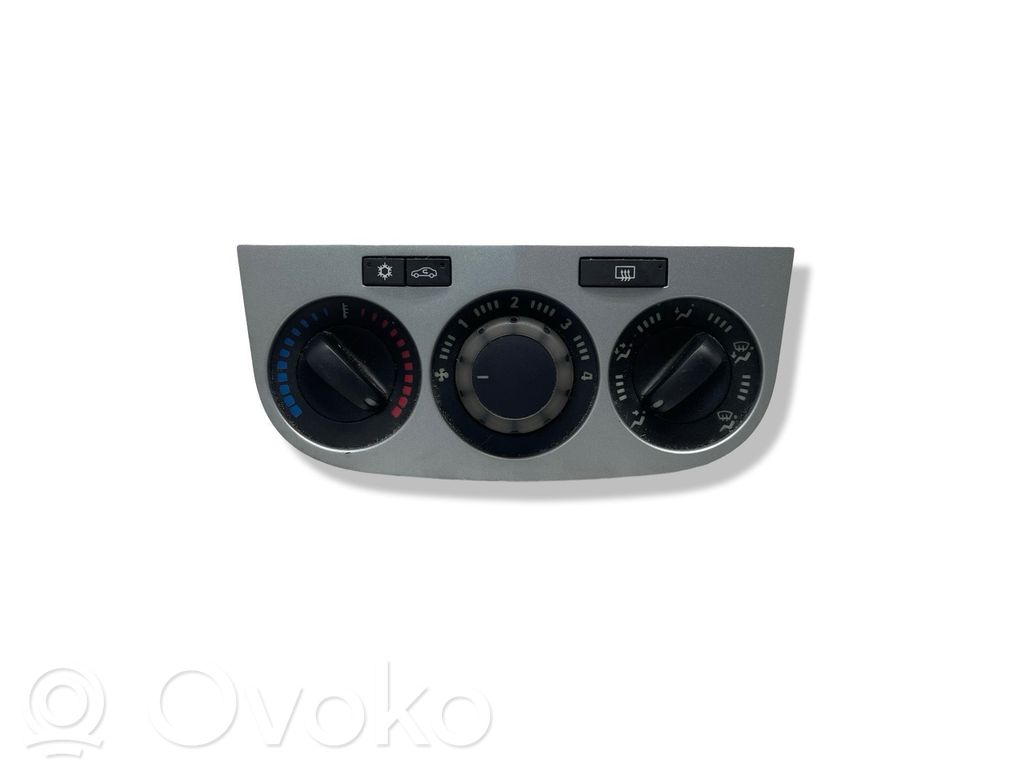Opel Corsa D Climate control unit 