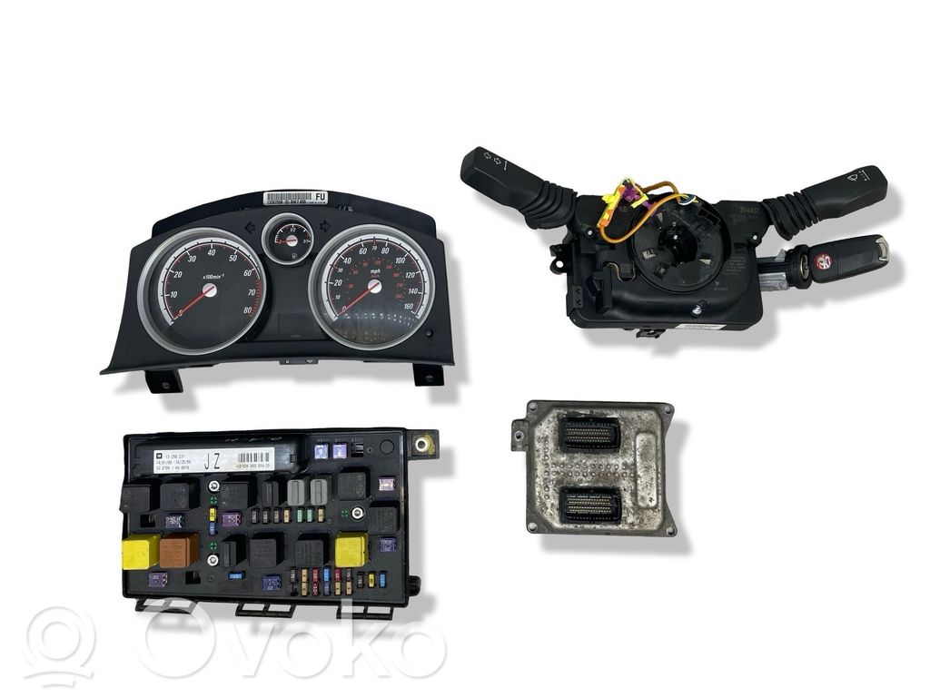 Opel Astra H Engine ECU kit and lock set 