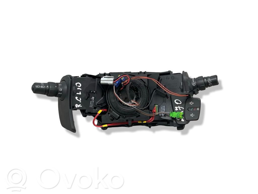 Renault Clio III Wiper turn signal indicator stalk/switch 