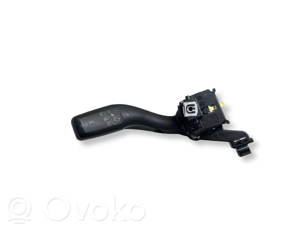 Audi A3 S3 A3 Sportback 8P Palanca de intermitentes 