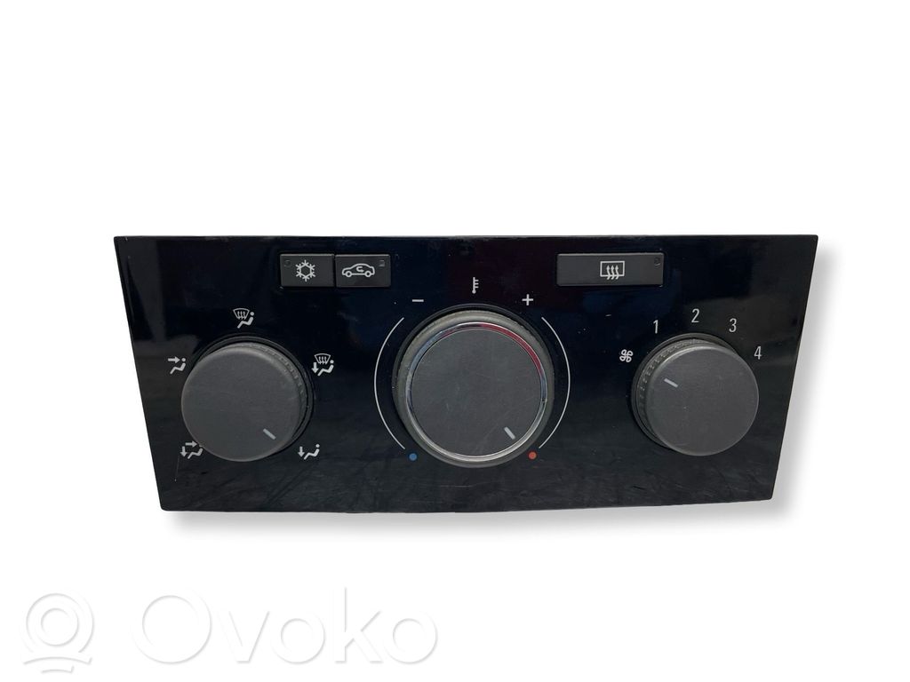 Opel Zafira B Climate control unit 