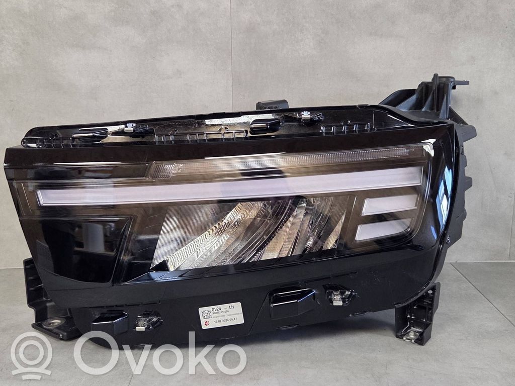 Opel Frontera Lampa przednia 