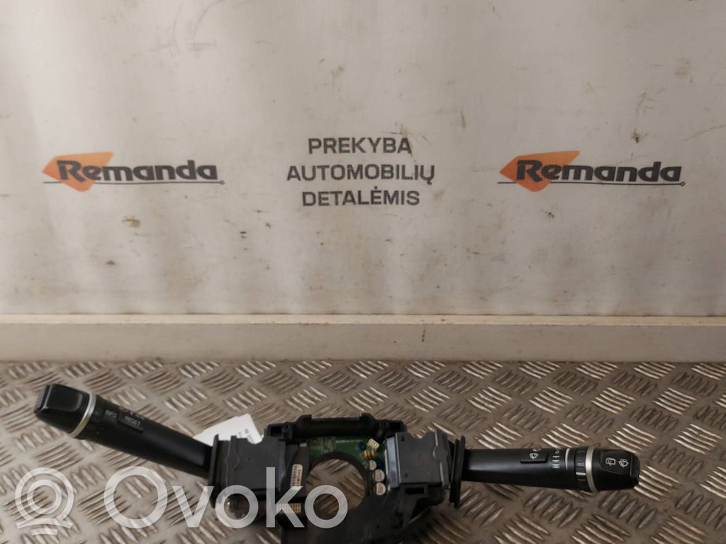 Volvo XC90 Interruptor/palanca de limpiador de luz de giro 