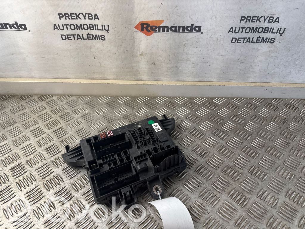 Opel Insignia A Módulo de fusible 